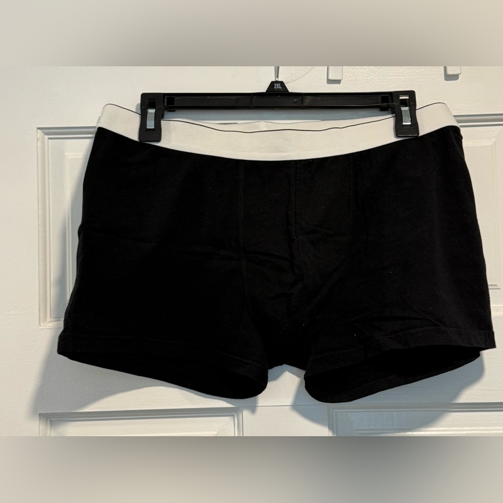Mens XL H&M Black Boxer Briefs Used in great condition